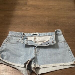 Zara Women's Light Blue Denim Shorts